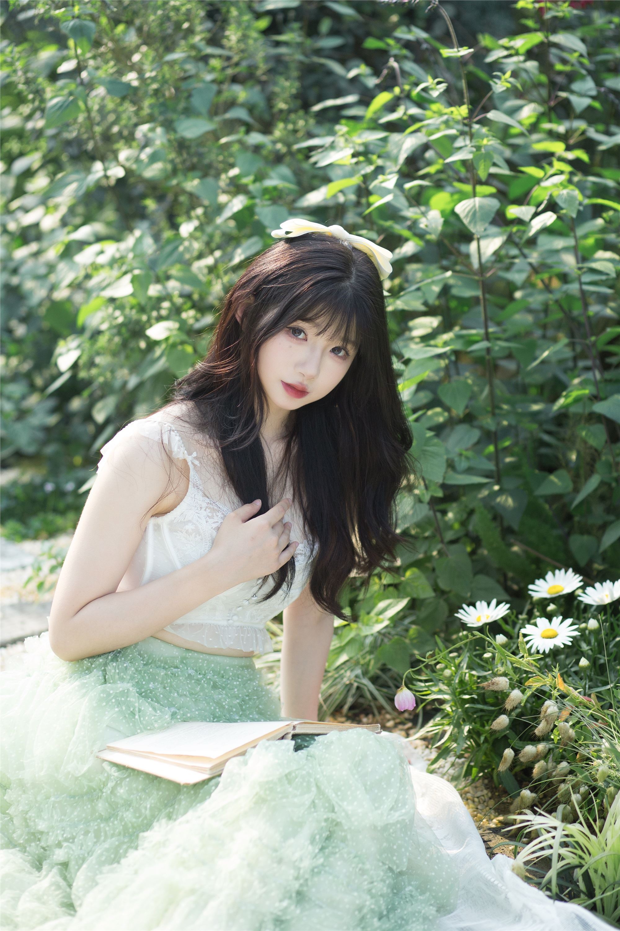 YITUYU艺图语 2025.01.18 公主的花园 月月公主